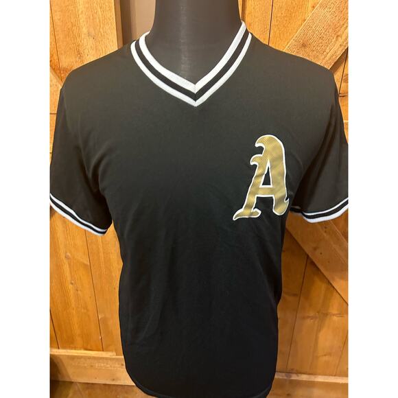 Alpha Phi Alpha Bloody Pharoah 16 V Neck Jersey Shirt Medium (38-40) GUC Men's - Picture 1 of 4
